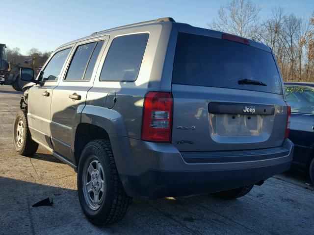 1C4NJRBB7DD212723 - 2013 JEEP PATRIOT SP GRAY photo 3