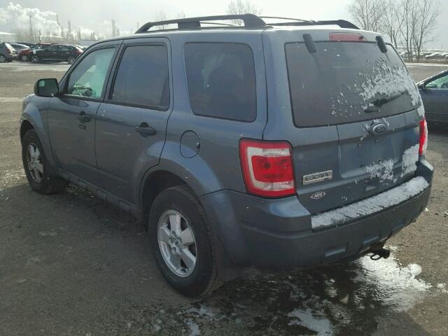 1FMCU0D78BKA88811 - 2011 FORD ESCAPE XLT BLUE photo 3