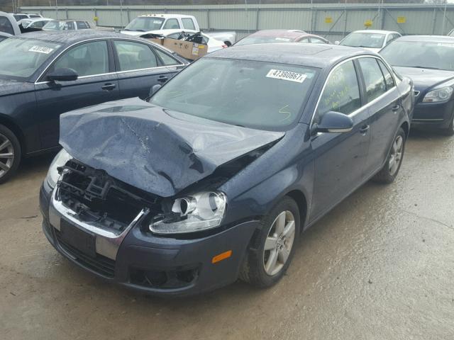 3VWRZ71K08M154154 - 2008 VOLKSWAGEN JETTA SE BLUE photo 2