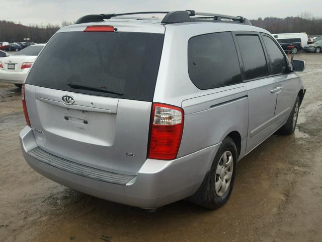 KNDMB233086196723 - 2008 KIA SEDONA EX SILVER photo 4