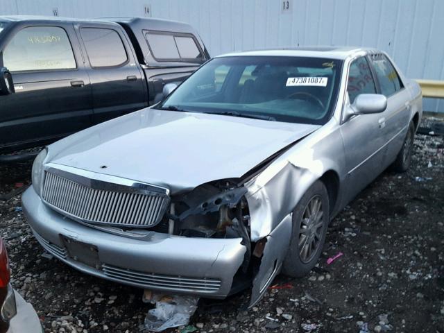 1G6KE57Y04U178852 - 2004 CADILLAC DEVILLE DH SILVER photo 2