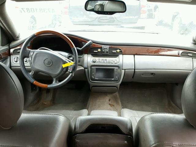 1G6KE57Y04U178852 - 2004 CADILLAC DEVILLE DH SILVER photo 9