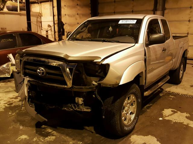 5TEUU42N35Z052266 - 2005 TOYOTA TACOMA ACC SILVER photo 2