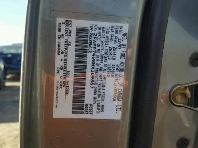 2FAFP74W8WX109867 - 1998 FORD CROWN VICT GRAY photo 10