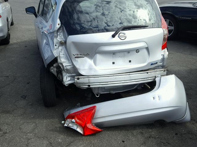 3N1CE2CP4FL351091 - 2015 NISSAN VERSA NOTE SILVER photo 9