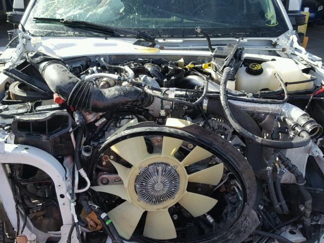 1FT7W2BTXHED26435 - 2017 FORD F250 SUPER WHITE photo 7