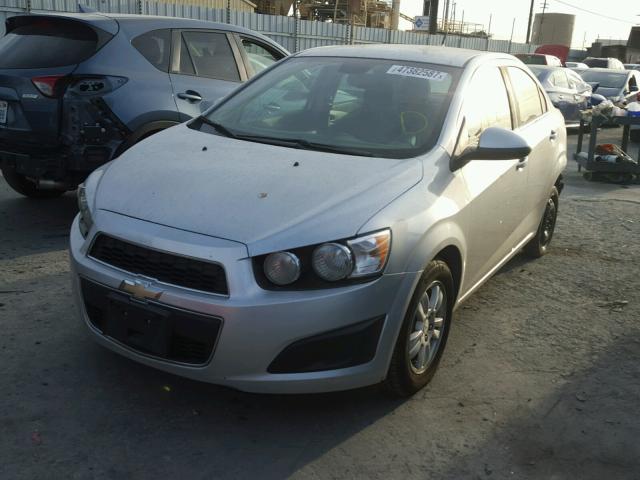 1G1JC5SG2D4168457 - 2013 CHEVROLET SONIC LT SILVER photo 2