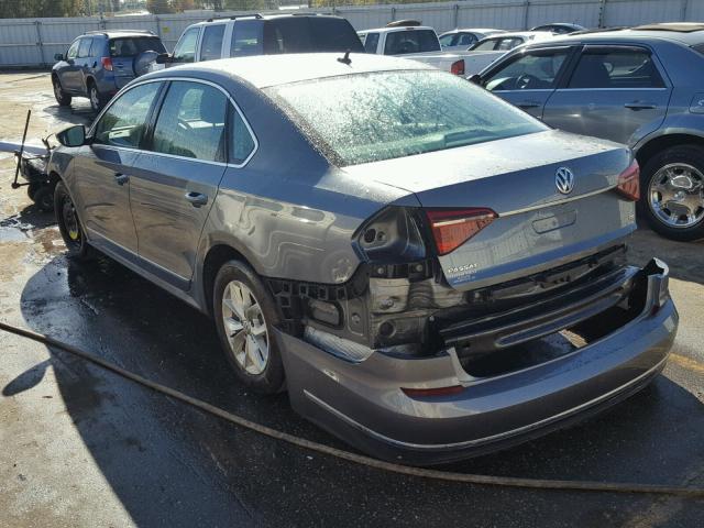 1VWAT7A39HC000888 - 2017 VOLKSWAGEN PASSAT S ნაცრისფერი ფოტო 3