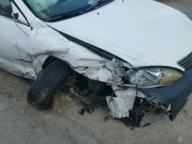 JTDBE32K363045242 - 2006 TOYOTA CAMRY LE 白色 照片 9