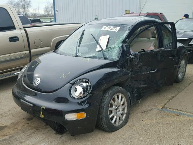 3VWCK31C64M421268 - 2004 VOLKSWAGEN NEW BEETLE BLACK photo 2