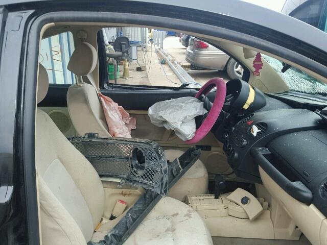 3VWCK31C64M421268 - 2004 VOLKSWAGEN NEW BEETLE 黑色 照片 5