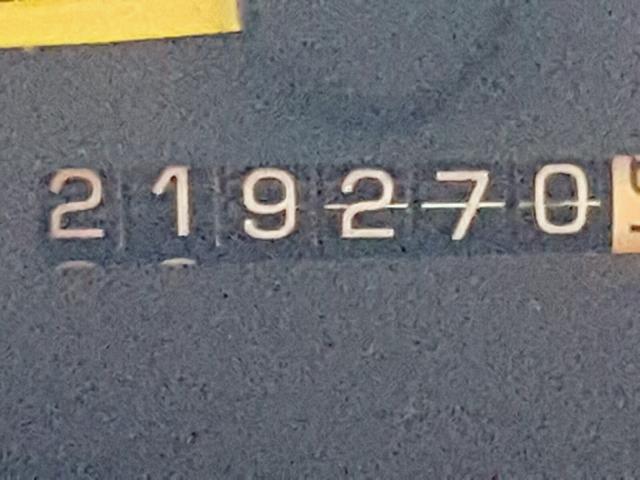 1G2WP52K11F213110 - 2001 PONTIAC GRAND PRIX SILVER photo 8