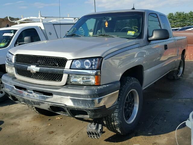 2GCEK19T741209913 - 2004 CHEVROLET SILVERADO GRAY photo 2