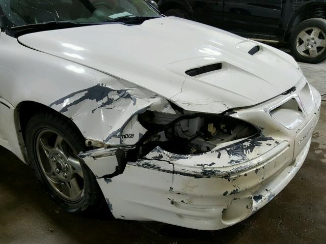 1G2NV52E63M571264 - 2003 PONTIAC GRAND AM G WHITE photo 9