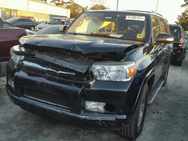 JTEZU5JR0B5033359 - 2011 TOYOTA 4RUNNER SR BLACK photo 2