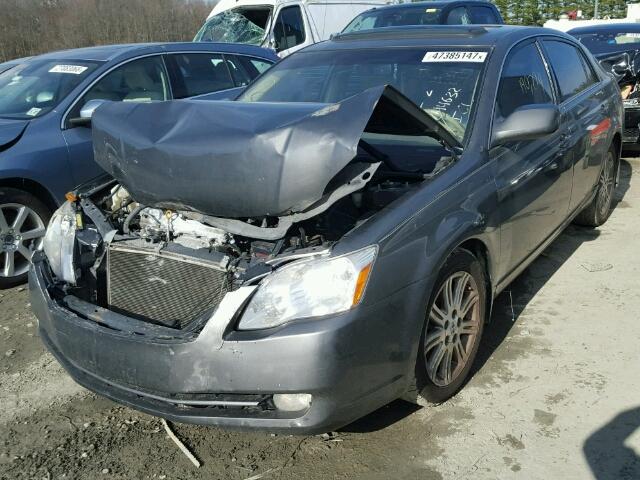 4T1BK36B07U244632 - 2007 TOYOTA AVALON XL GRAY photo 2