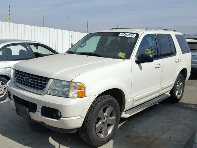 1FMZU65W73ZB23818 - 2003 FORD EXPLORER L CREAM photo 2