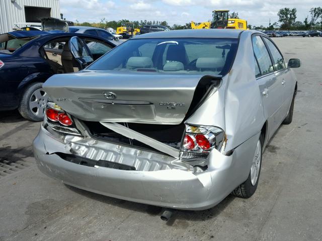 4T1BE32K65U529023 - 2005 TOYOTA CAMRY LE ვერცხლისფერი ფოტო 4