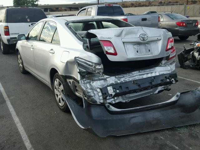 4T4BF3EK8AR011567 - 2010 TOYOTA CAMRY BASE SILVER photo 3