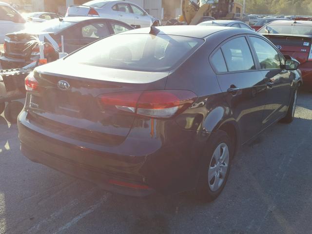 3KPFK4A78HE063423 - 2017 KIA FORTE LX BLACK photo 4