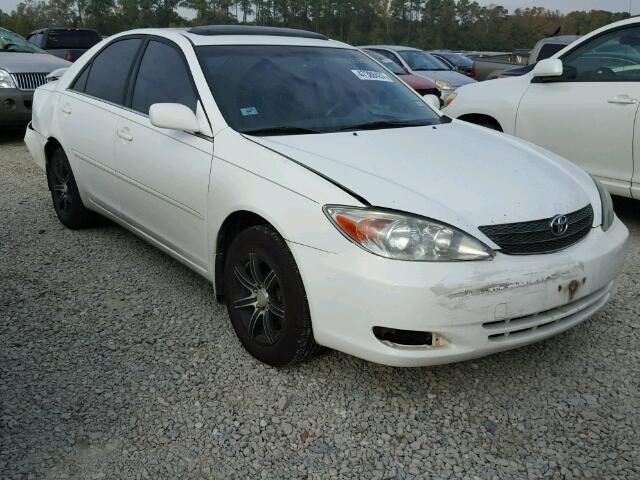 JTDBE32K840258895 - 2004 TOYOTA CAMRY LE თეთრი ფოტო 1