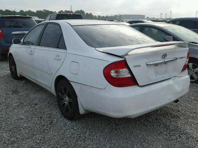 JTDBE32K840258895 - 2004 TOYOTA CAMRY LE თეთრი ფოტო 3