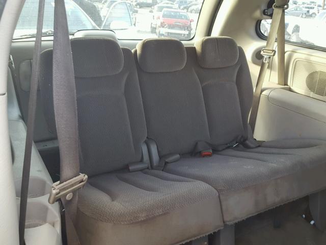 2A4GP44R16R637868 - 2006 CHRYSLER TOWN & COU WHITE photo 9