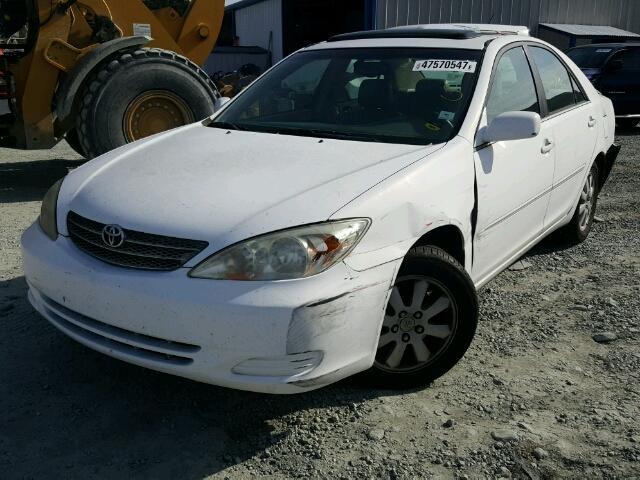4T1BF32K12U011071 - 2002 TOYOTA CAMRY LE თეთრი ფოტო 2