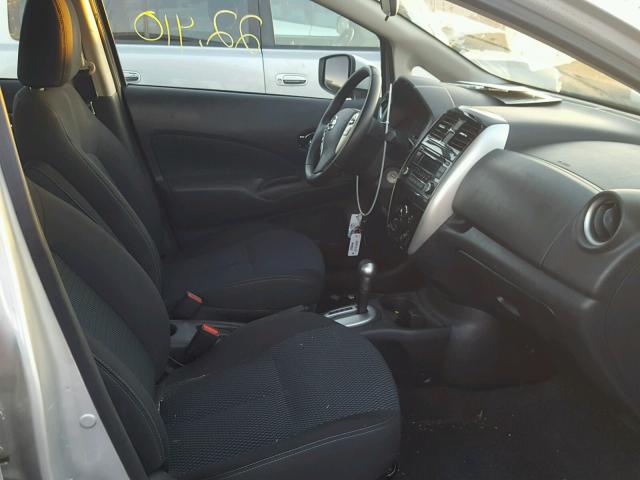 3N1CE2CP6FL447675 - 2015 NISSAN VERSA NOTE SILVER photo 5