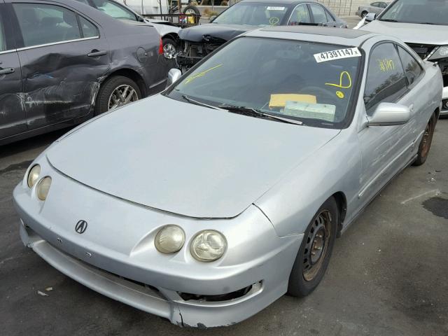 JH4DC4458WS014374 - 1998 ACURA INTEGRA LS SILVER photo 2