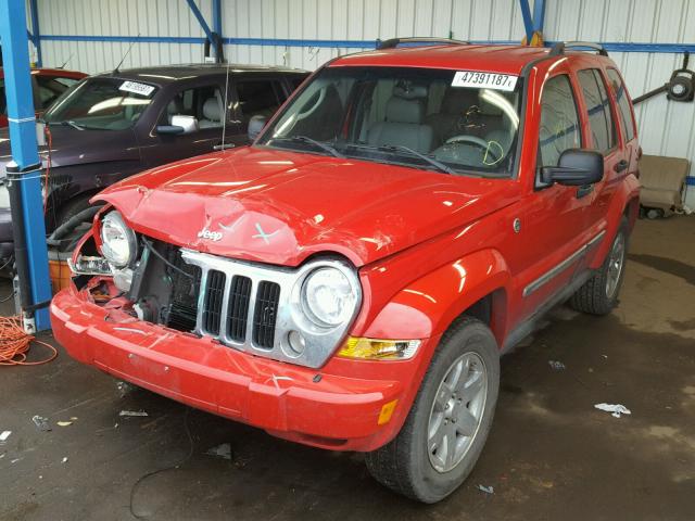 1J4GL58K45W614315 - 2005 JEEP LIBERTY LI RED photo 2