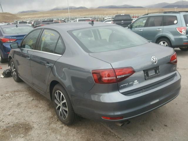 3VWDB7AJ5HM243384 - 2017 VOLKSWAGEN JETTA SE GRAY photo 3