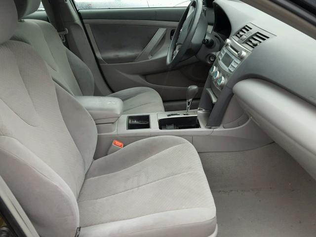 4T1BE46K89U885513 - 2009 TOYOTA CAMRY BASE GRAY photo 5