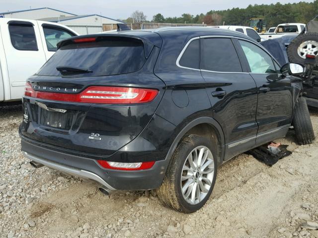 5LMCJ1A9XFUJ04518 - 2015 LINCOLN MKC BLACK photo 4