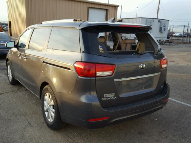 KNDMB5C17F6061297 - 2015 KIA SEDONA LX CHARCOAL photo 3