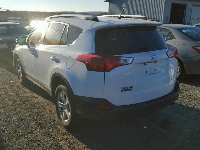 JTMRFREV5DD022931 - 2013 TOYOTA RAV4 XLE WHITE photo 3