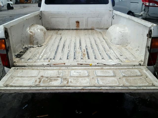 4TANL42N0XZ519788 - 1999 TOYOTA TACOMA WHITE photo 6