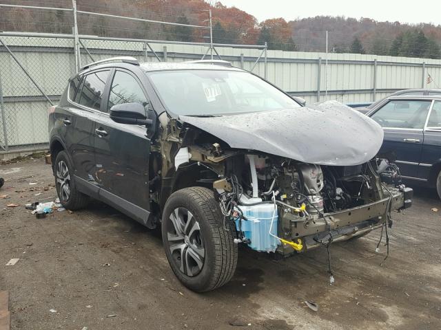 2T3BFREVXHW624119 - 2017 TOYOTA RAV4 LE Qara foto 1