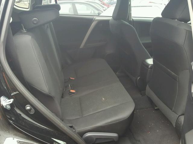 2T3BFREVXHW624119 - 2017 TOYOTA RAV4 LE Qara foto 6