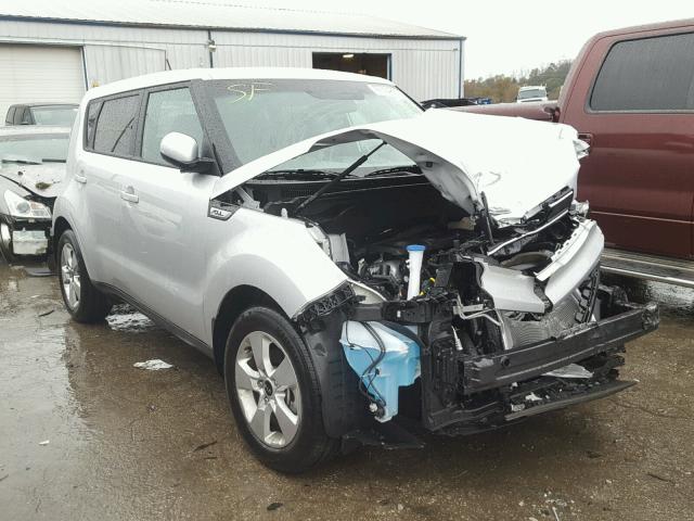 KNDJN2A25H7459903 - 2017 KIA SOUL SILVER photo 1