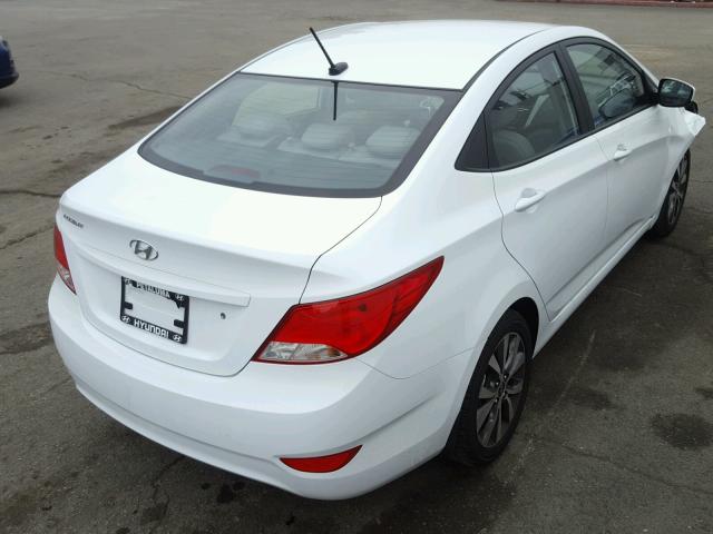 KMHCT4AE5HU343215 - 2017 HYUNDAI ACCENT SE WHITE photo 4