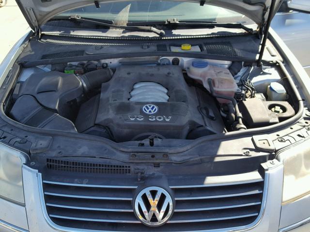 WVWWH63B73E146955 - 2003 VOLKSWAGEN PASSAT GLX 银色 照片 7