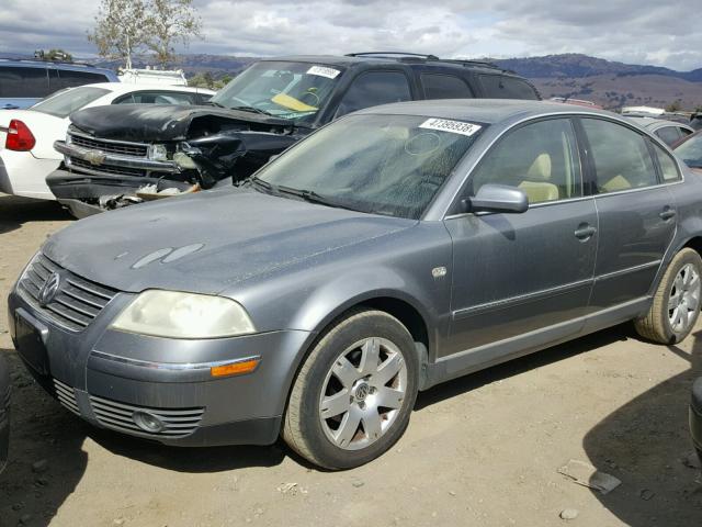 WVWRH63B63P259586 - 2003 VOLKSWAGEN PASSAT GLX CHARCOAL photo 2