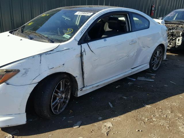 JTKDE167180246301 - 2008 TOYOTA SCION TC WHITE photo 9