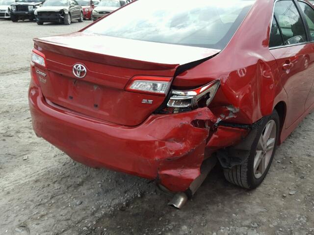 4T1BF1FK5CU591568 - 2012 TOYOTA CAMRY BASE RED photo 9