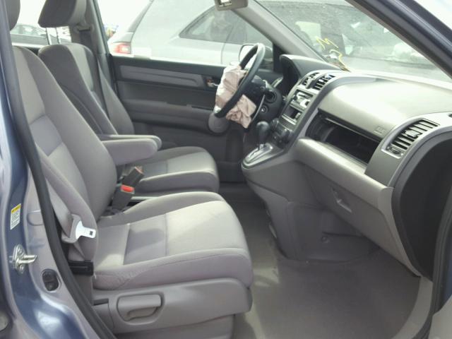 JHLRE38377C072947 - 2007 HONDA CR-V LX BLUE photo 5