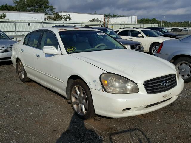 JNKBF01AX2M006994 - 2002 INFINITI Q45 WHITE photo 1