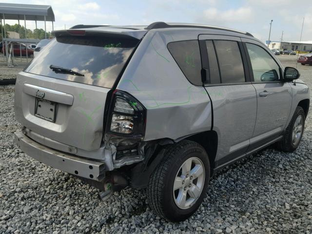 1C4NJCBA7FD208825 - 2015 JEEP COMPASS SP 银色 照片 4