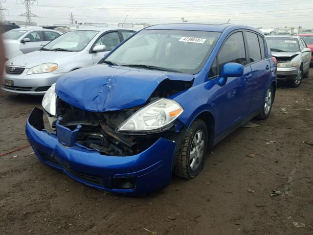 3N1BC13E98L380292 - 2008 NISSAN VERSA S BLUE photo 2