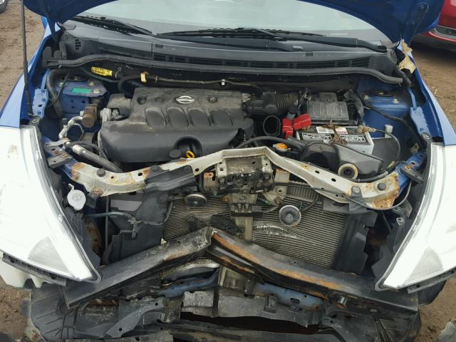 3N1BC13E98L380292 - 2008 NISSAN VERSA S BLUE photo 7